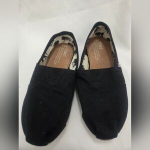 TOMS Classic Black Canvas Slip-Ons